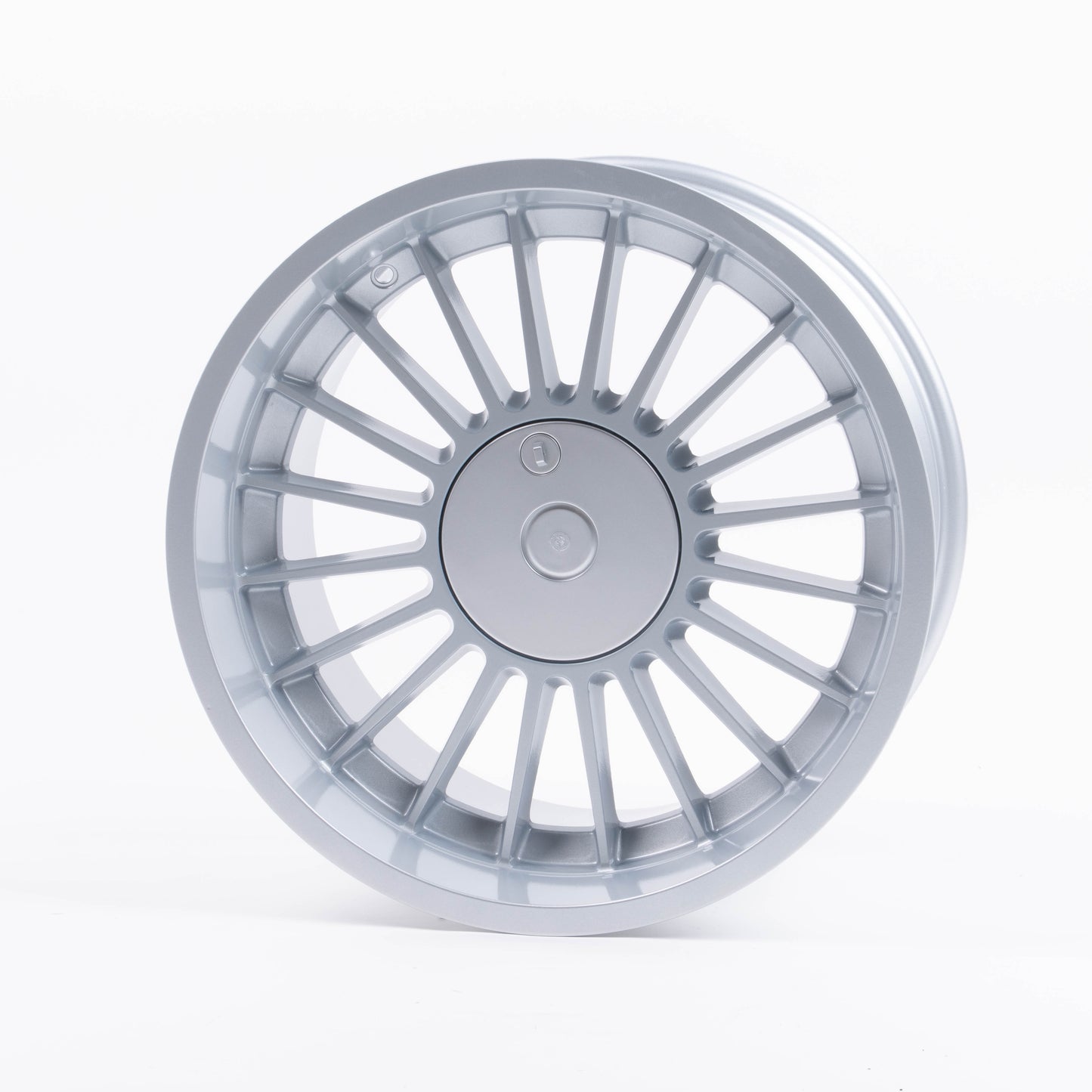 Maxilite Alpina Design Felge 10,5x18 5x120 ET20