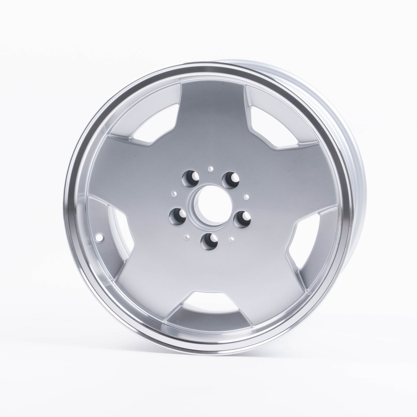 Maxilite Aero Design Felge 9x17 5x112 ET0