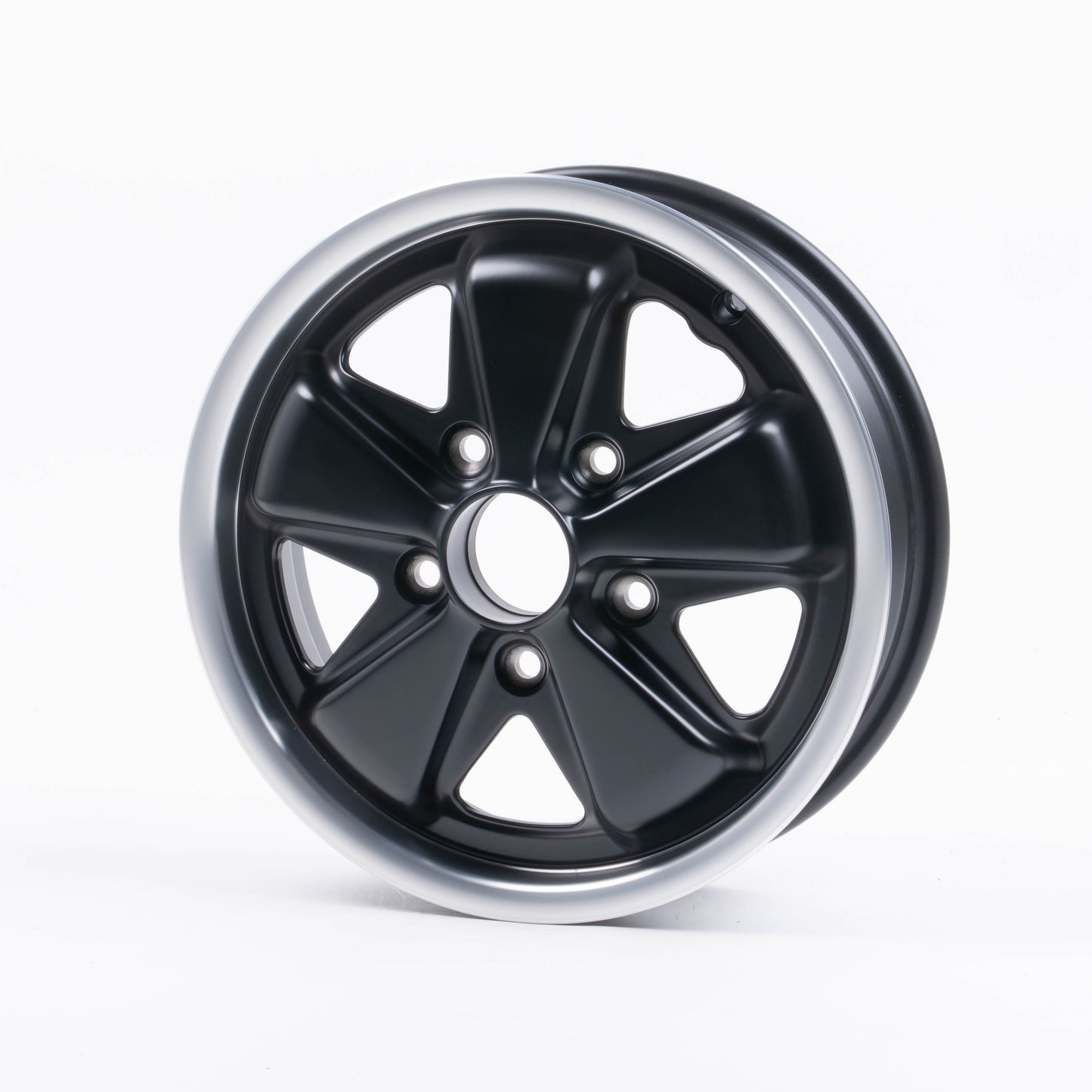 Maxilite Fuchs Design Felge 4,5x15 5x130 ET37 mattschwarz/glanzgedreht